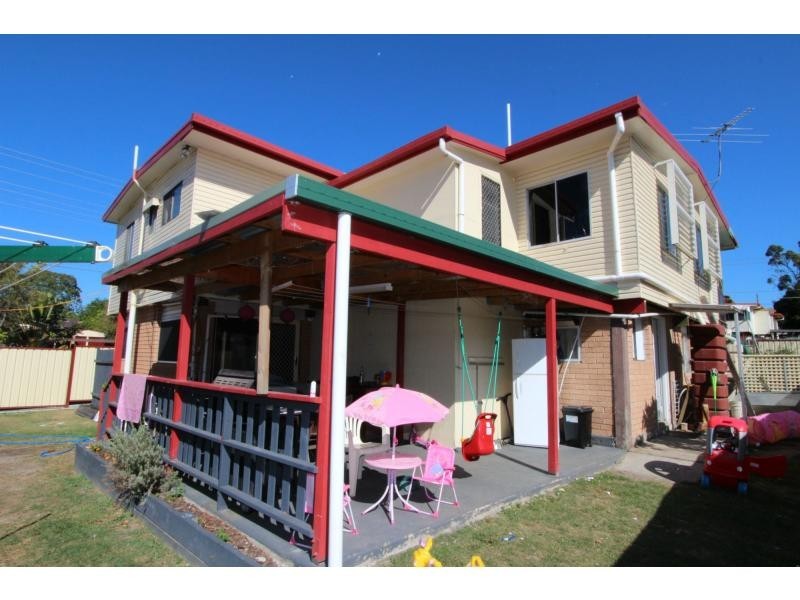 1 Dale Street, Kingston QLD 4114