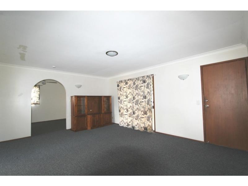 34 Nerine Street, Kingston QLD 4114