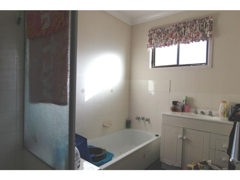 32 Brownvale Street, Logan Central QLD 4114