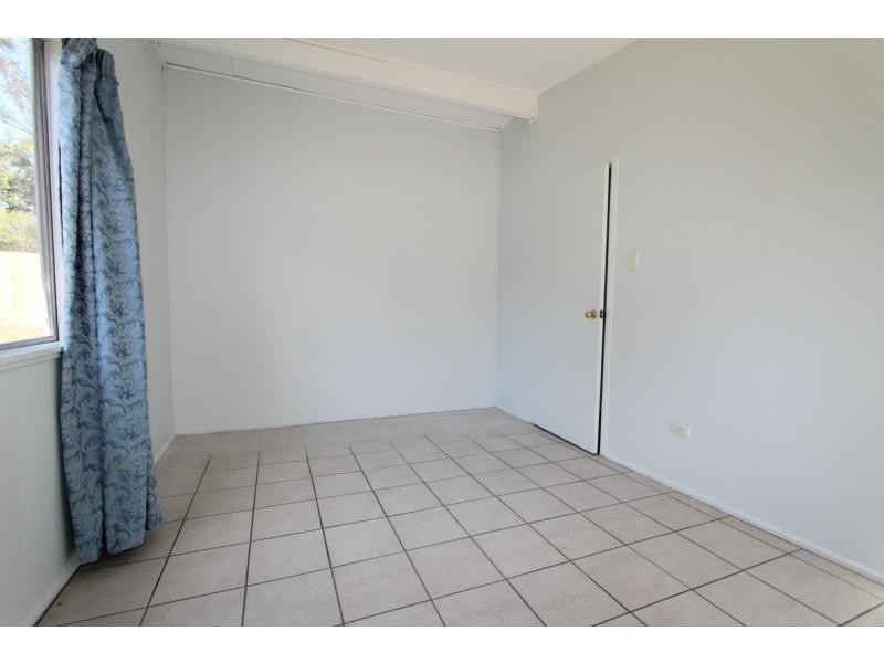41 Elm Avenue, Woodridge QLD 4114