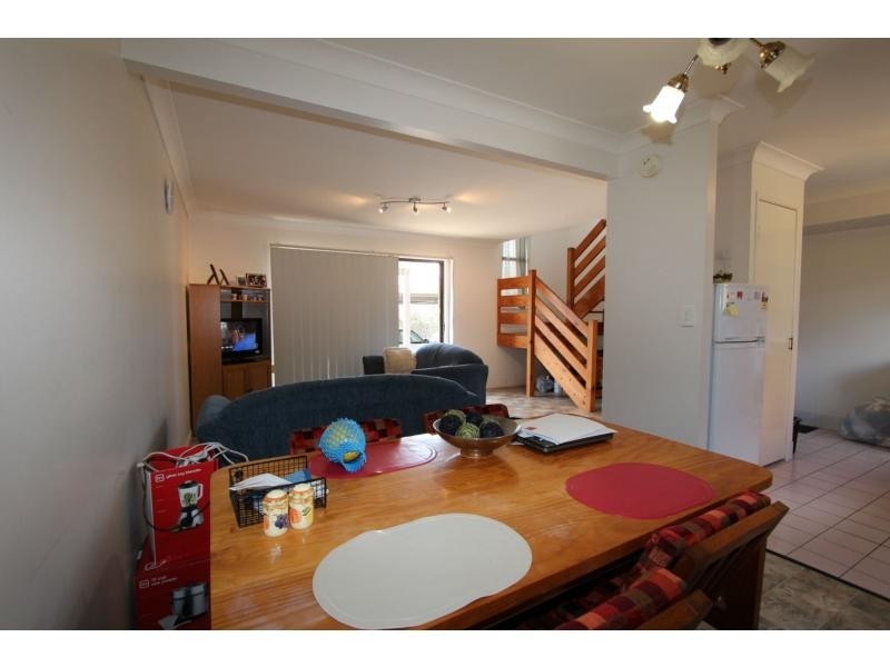 4/15 Smith Road, Woodridge QLD 4114