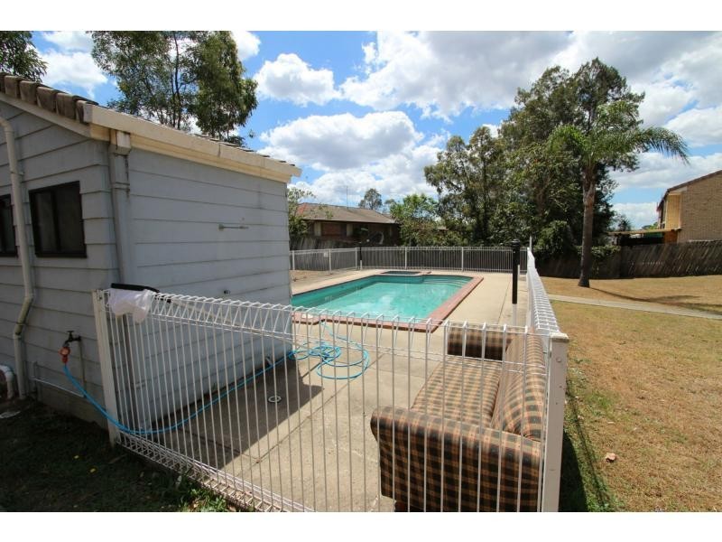 4/15 Smith Road, Woodridge QLD 4114