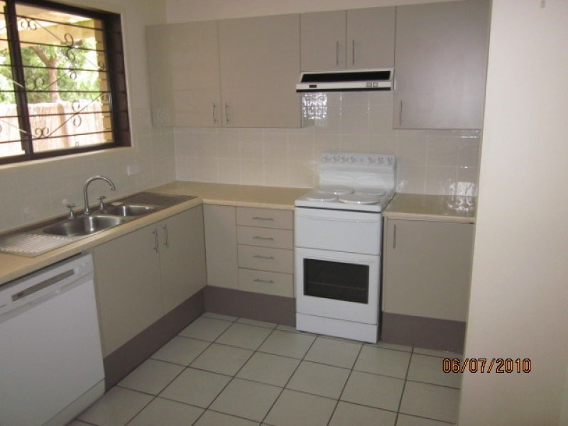 2/25 Chatswood Road, Daisy Hill QLD 4127