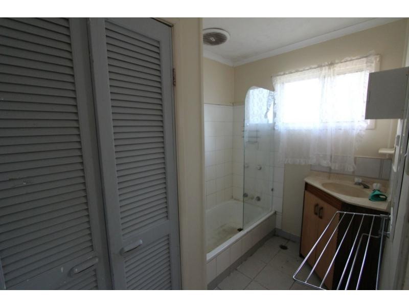 19 Moore Street, Logan Central QLD 4114