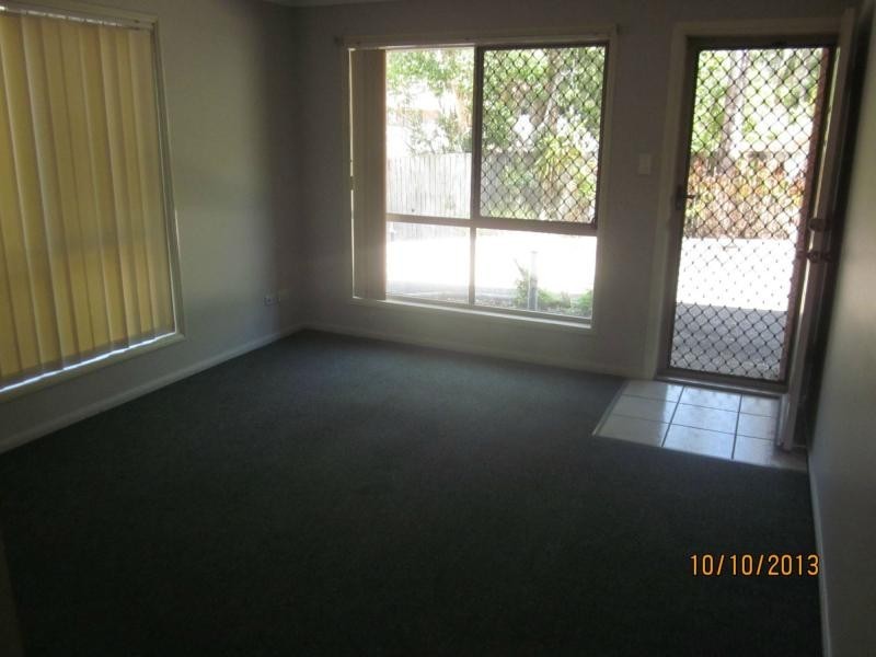 1/7 Tanah Merah Avenue, Tanah Merah QLD 4128