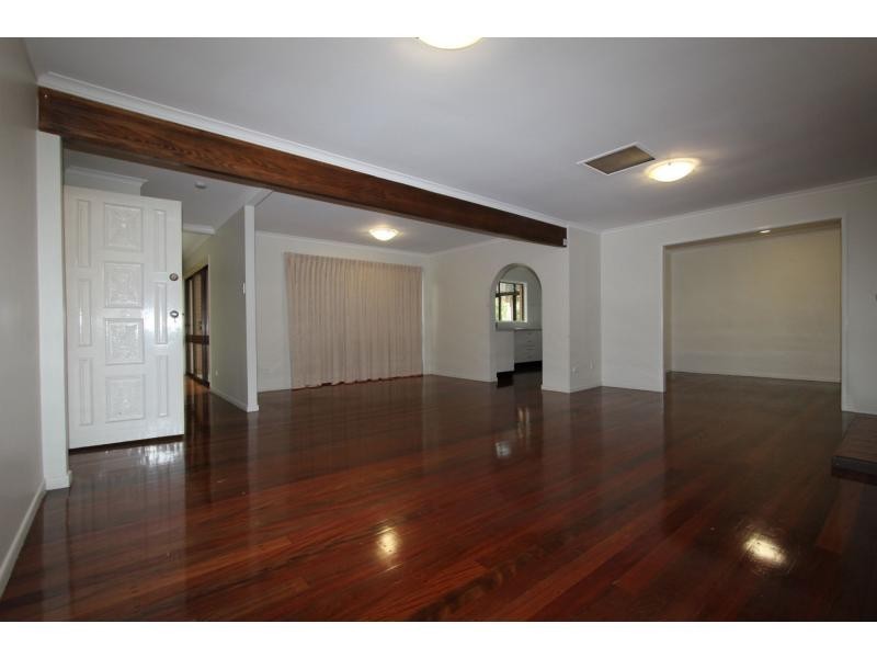 6 Forest Street, Daisy Hill QLD 4127