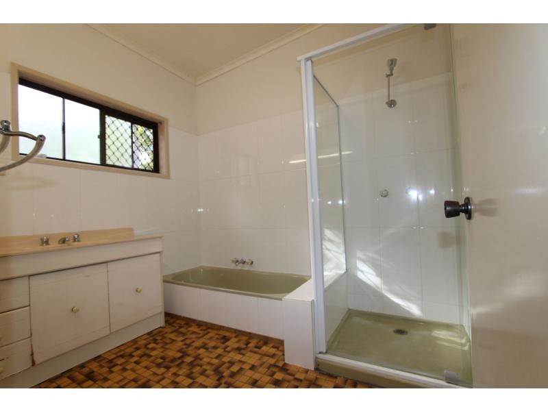 6 Forest Street, Daisy Hill QLD 4127