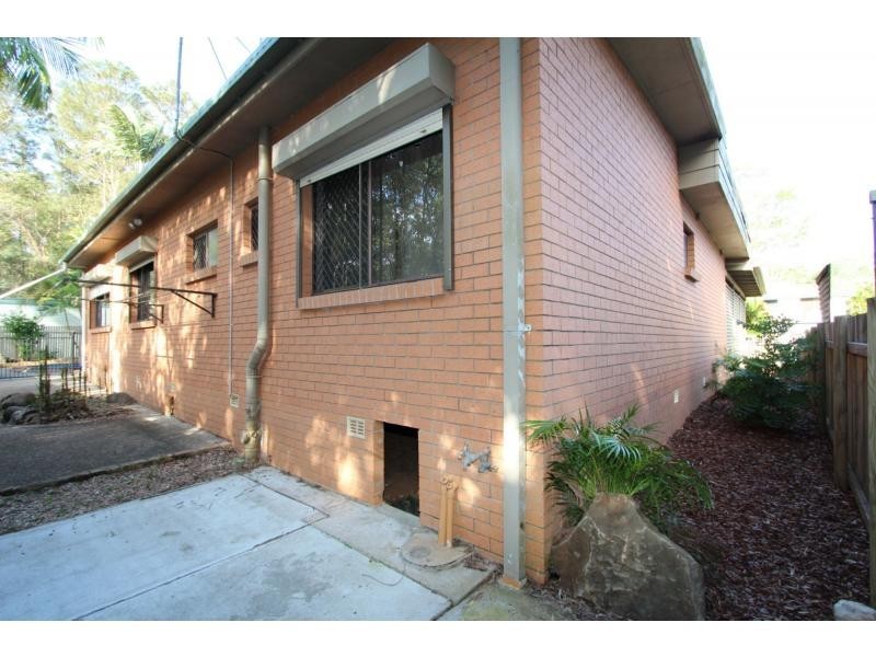 6 Forest Street, Daisy Hill QLD 4127