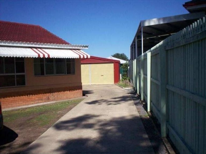 8 Dawson Street, Woodridge QLD 4114