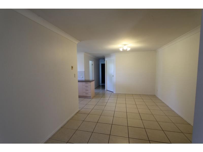 109 Bannockburn Crescent, Parkinson QLD 4115