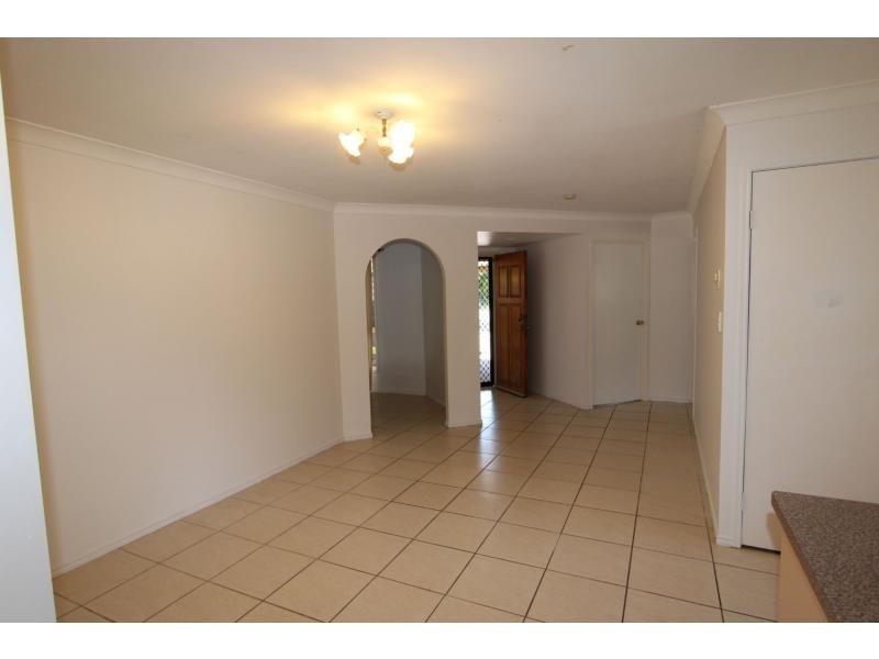109 Bannockburn Crescent, Parkinson QLD 4115