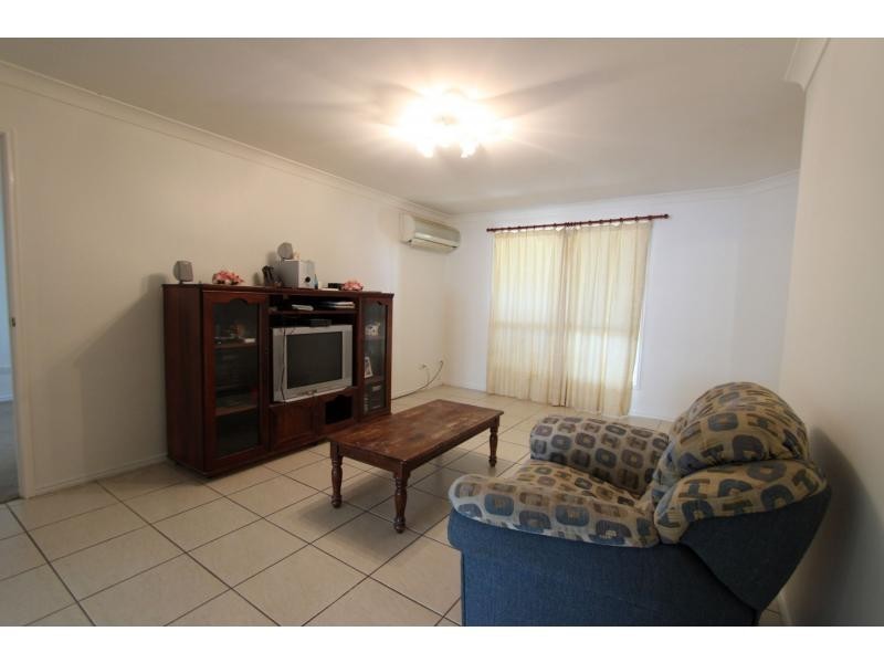 109 Bannockburn Crescent, Parkinson QLD 4115