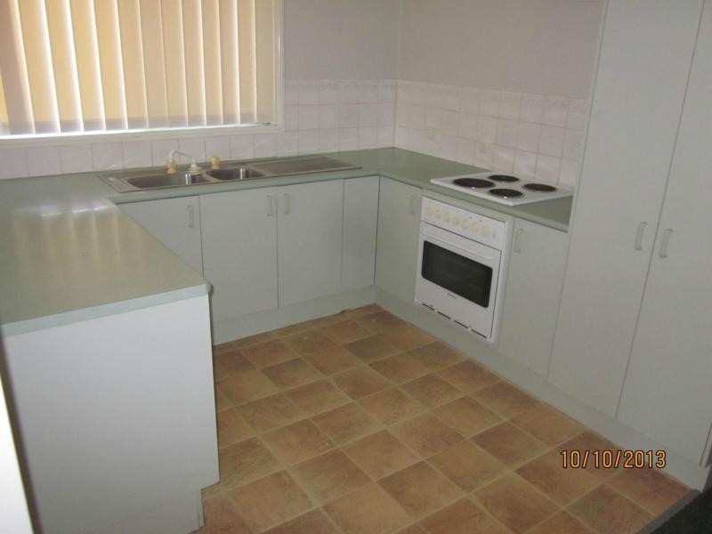 1/7 Tanah Merah Avenue, Tanah Merah QLD 4128