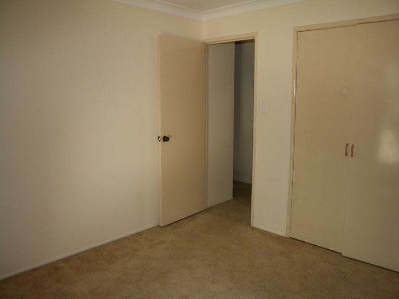 2/38 Charles Avenue, Logan Central QLD 4114