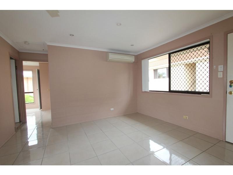 18/28 Defiance Road, Logan Central QLD 4114