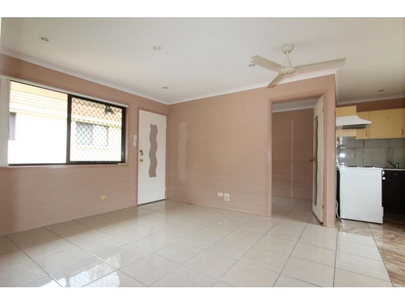 18/28 Defiance Road, Logan Central QLD 4114