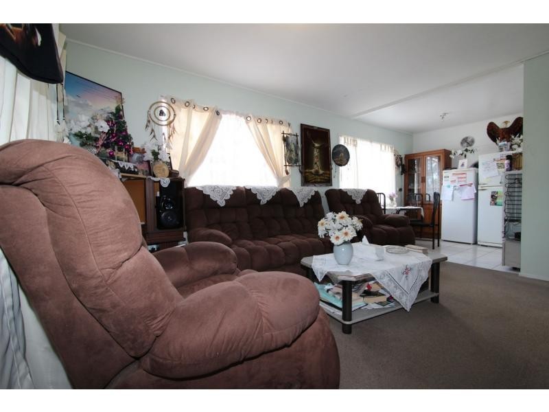 28 Myra Street, Kingston QLD 4114