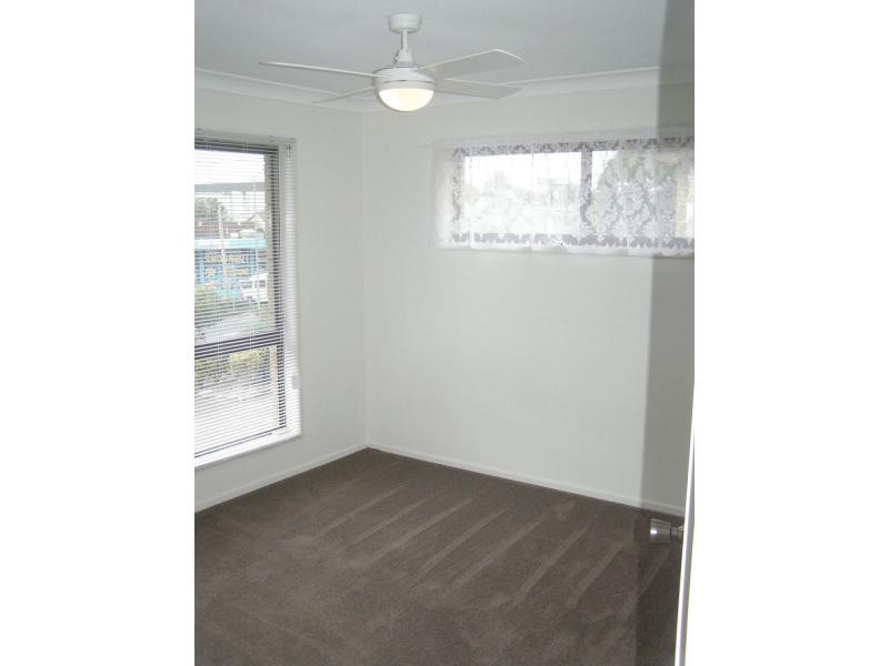 9/10 North Road, Woodridge QLD 4114