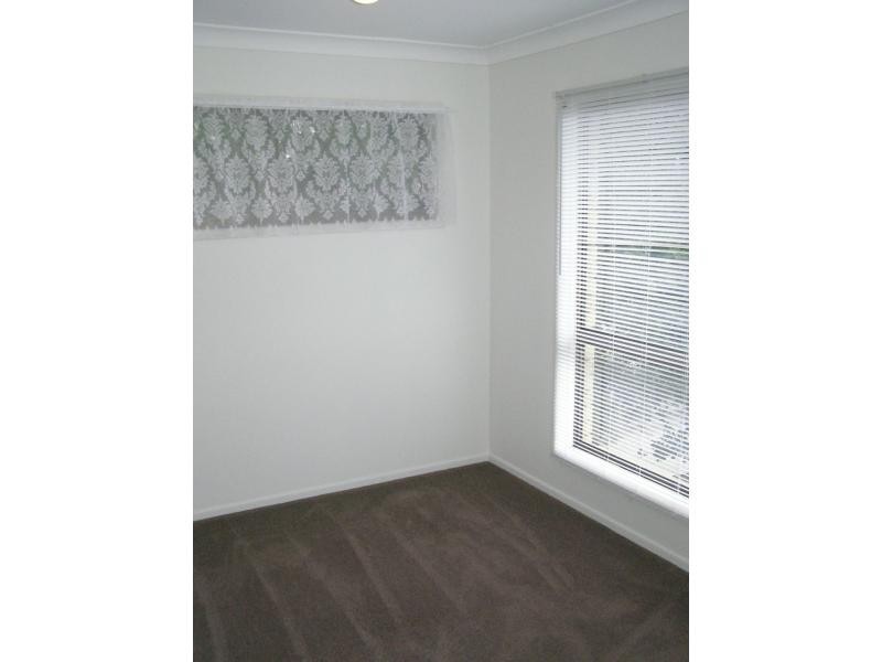 9/10 North Road, Woodridge QLD 4114