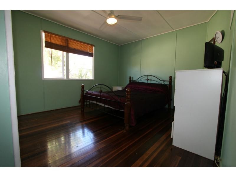 6 Bruce Road, Woodridge QLD 4114