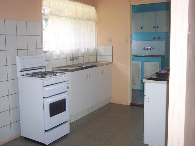 11 Opal Street, Slacks Creek QLD 4127