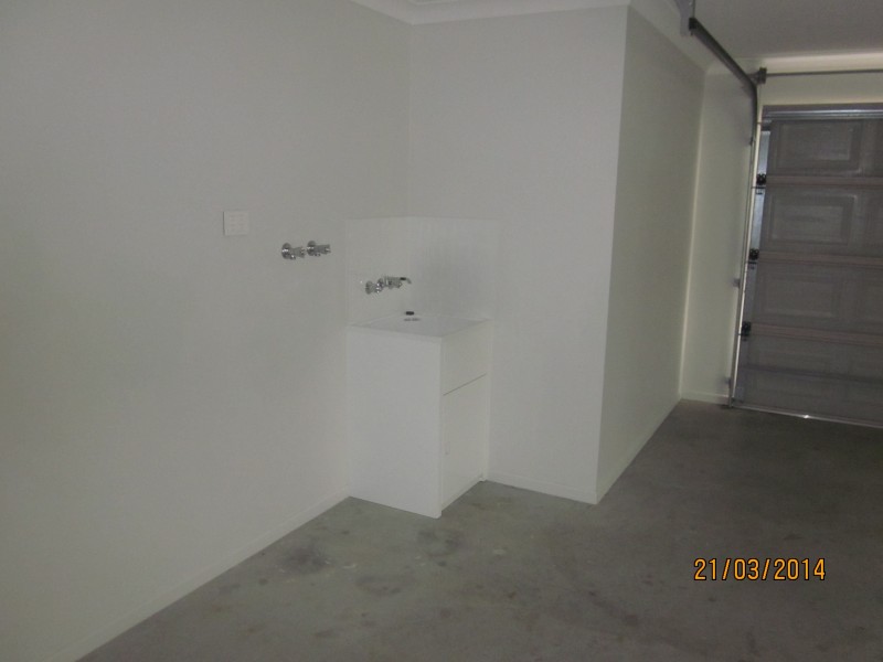 2/3A Linda Street, Kingston QLD 4114