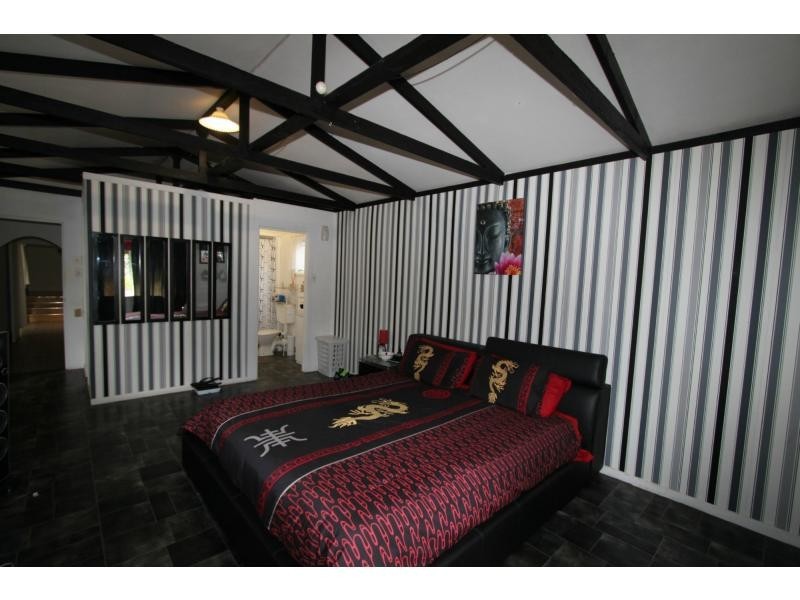 6 Woonga Street, Woodridge QLD 4114