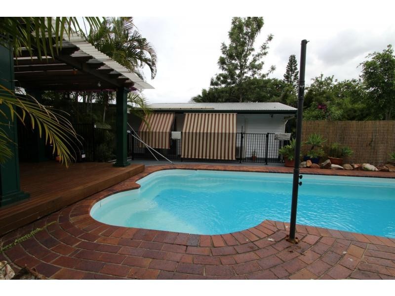 6 Woonga Street, Woodridge QLD 4114