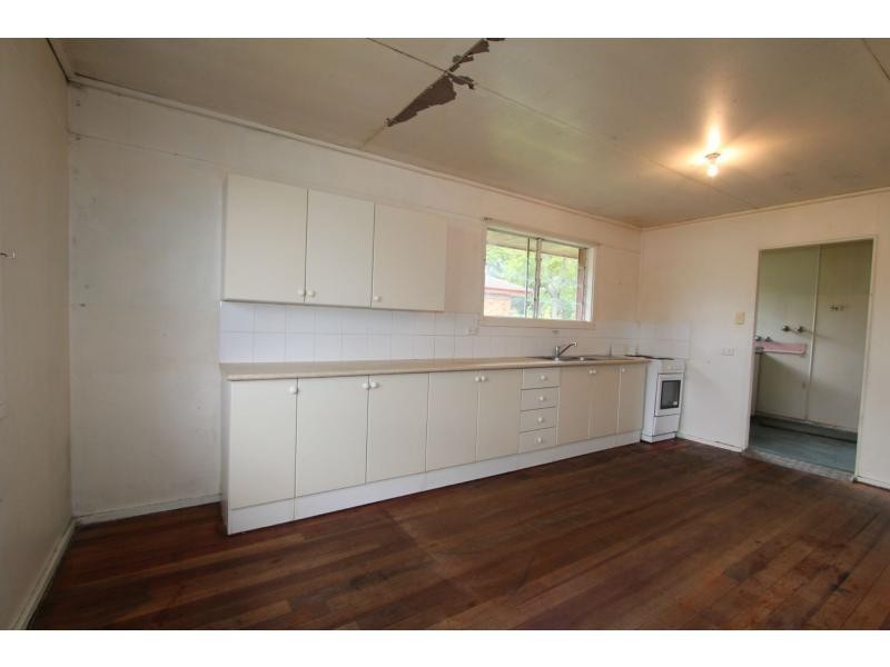 75 Ellen Street, Logan Central QLD 4114