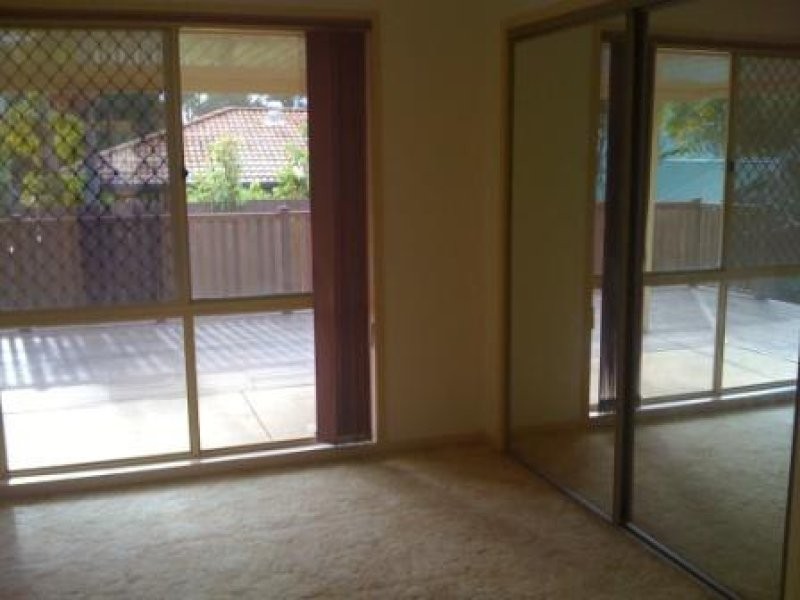 8 Warren Court, Loganlea QLD 4131