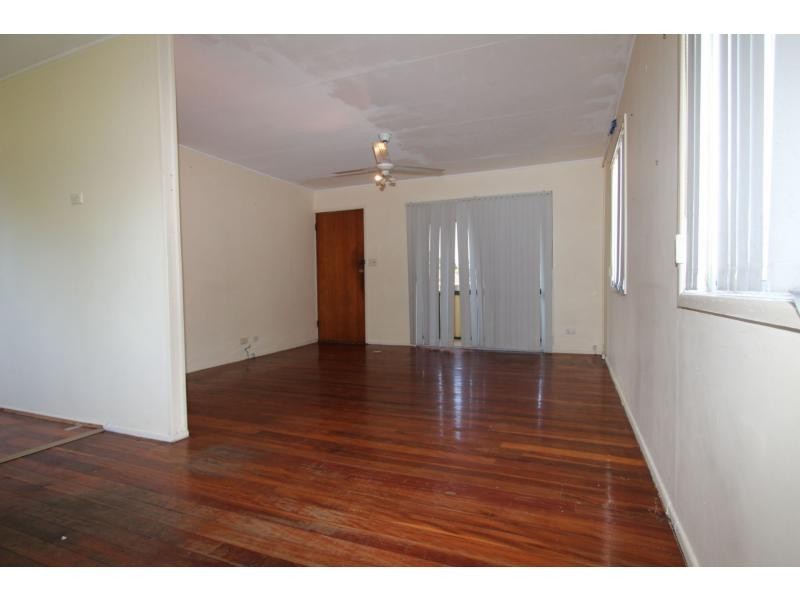 147 Jacaranda Avenue, Kingston QLD 4114