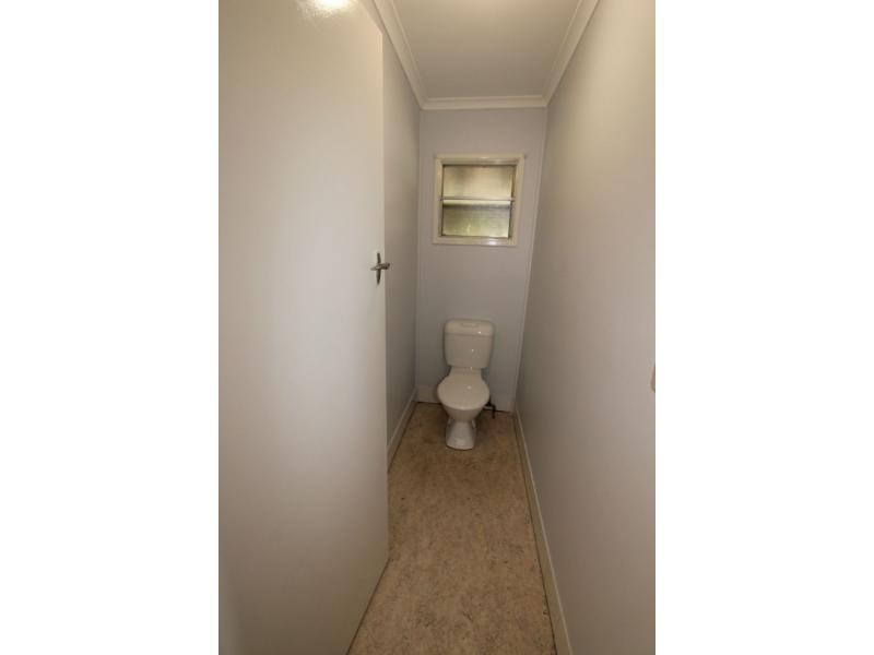 35 Camelia Avenue, Logan Central QLD 4114