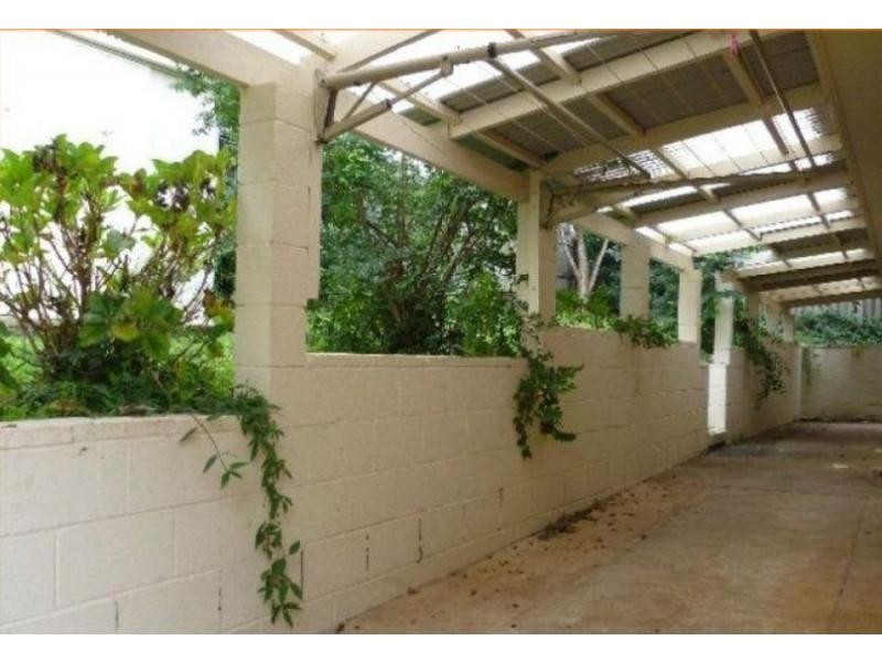 9 Juanita Grove, Springwood QLD 4127
