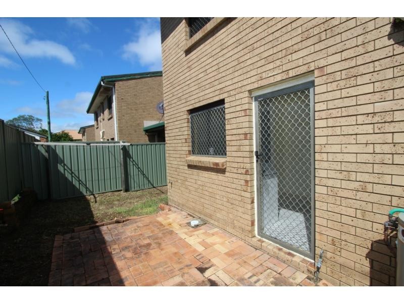 2/28 Garfield Road, Logan Central QLD 4114