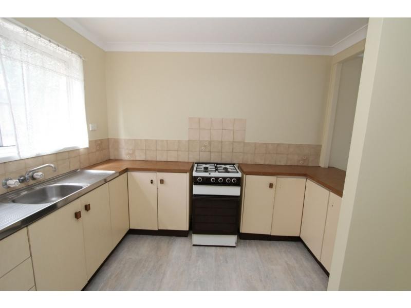 2/50 Blackwood Road, Woodridge QLD 4114