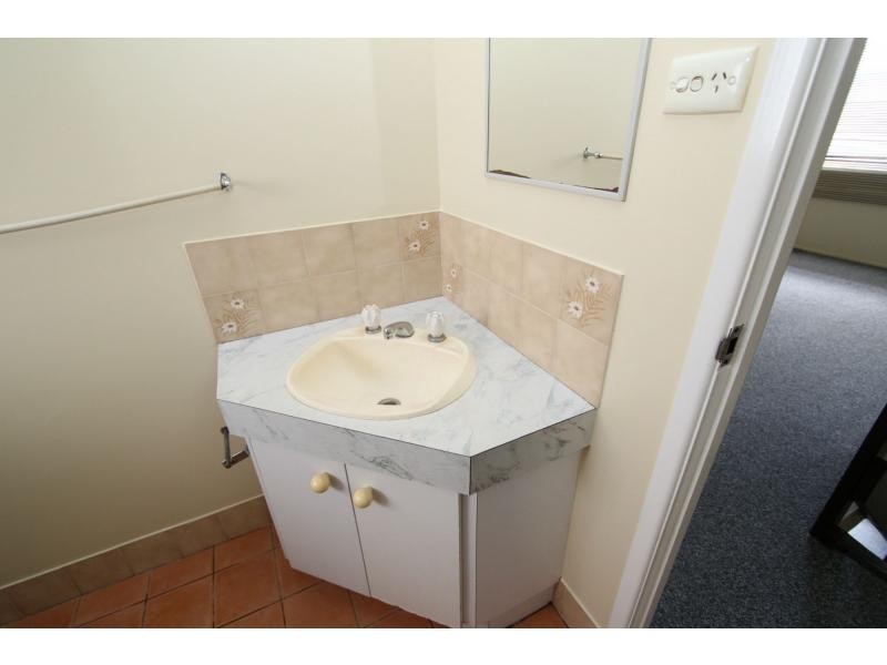 2/50 Blackwood Road, Woodridge QLD 4114