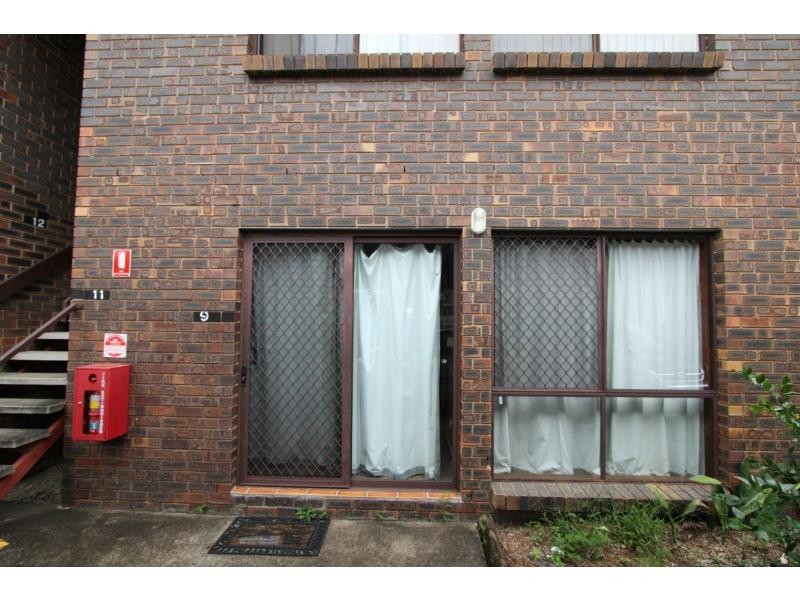 9/41 Defiance Road, Woodridge QLD 4114