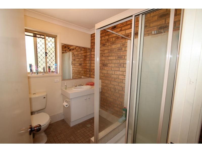 5/38 Charles Avenue, Logan Central QLD 4114