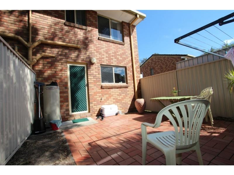 5/38 Charles Avenue, Logan Central QLD 4114