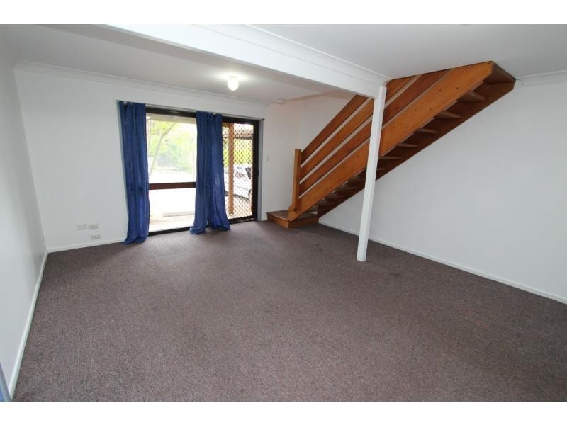 24/31 Defiance Road, Woodridge QLD 4114