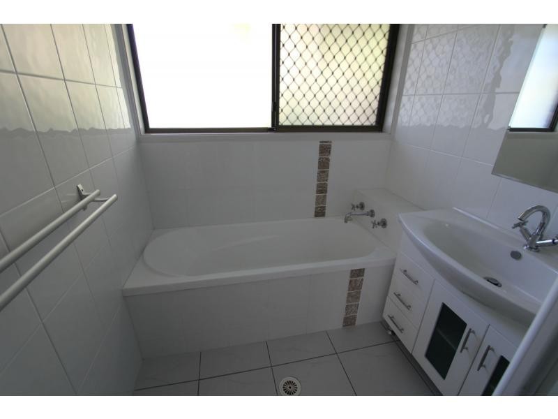 40 Straight Street, Browns Plains QLD 4118