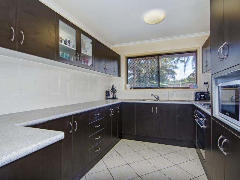 44 Jilbard Drive, Springwood QLD 4127