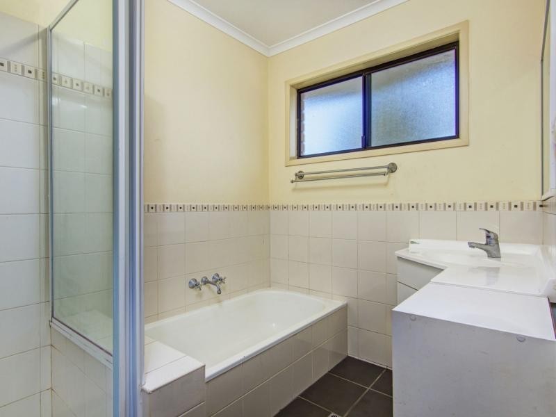 44 Jilbard Drive, Springwood QLD 4127