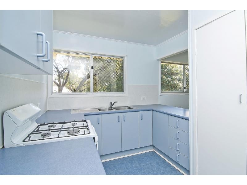 4 Clifford Street, Slacks Creek QLD 4127