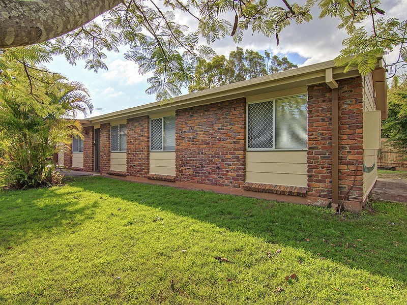 2 Cabernet Court, Kingston QLD 4114