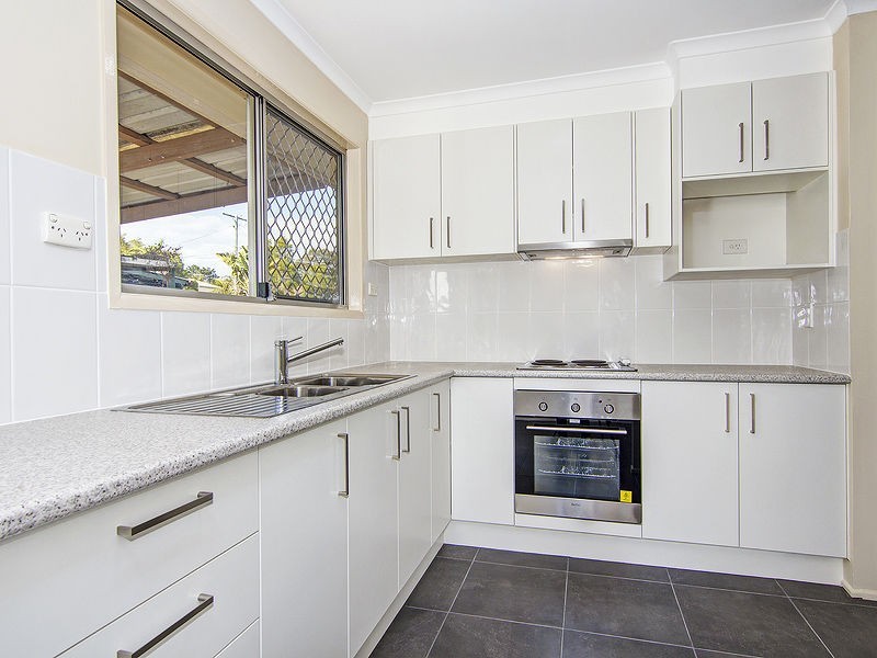 2 Cabernet Court, Kingston QLD 4114