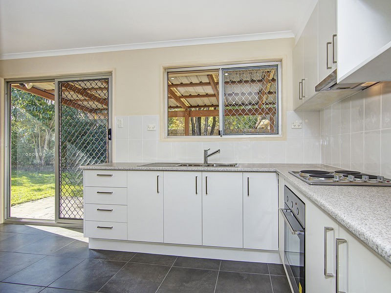 2 Cabernet Court, Kingston QLD 4114