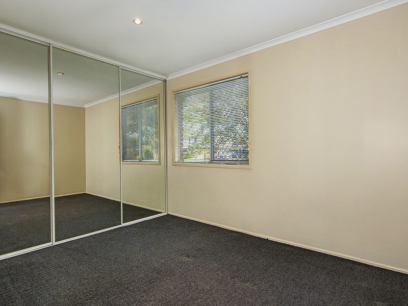 2 Cabernet Court, Kingston QLD 4114