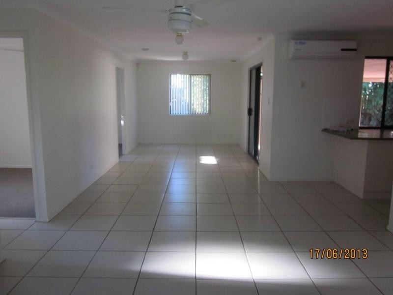 22 Cherrytree Place, Waterford West QLD 4133