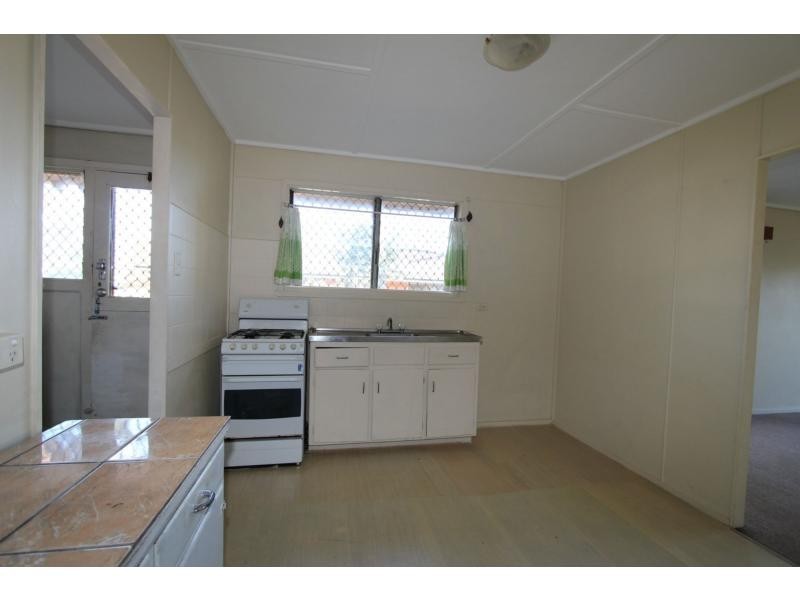 77 Ellen Street, Logan Central QLD 4114